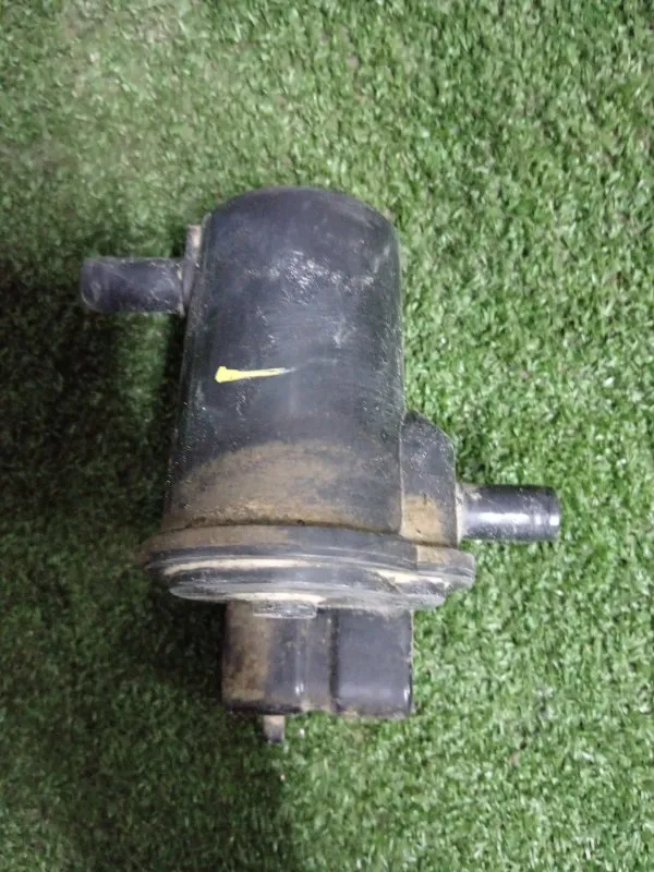 Бачок гидроусилителя руля