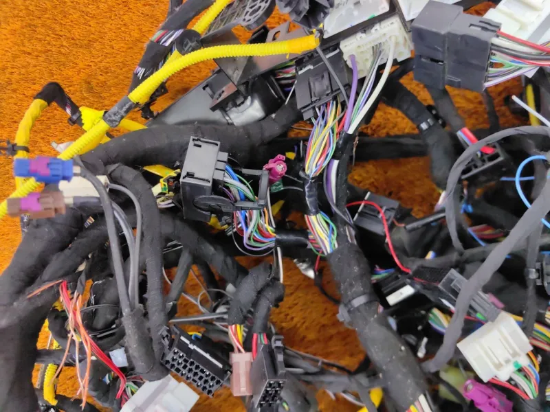 Проводка салона