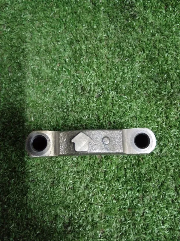 Крышка коренного подшипника коленвала