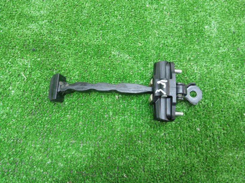 Ограничитель двери