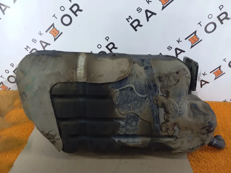 Бак топливный