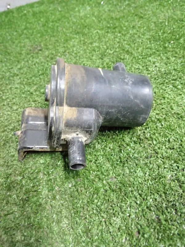 Бачок гидроусилителя руля