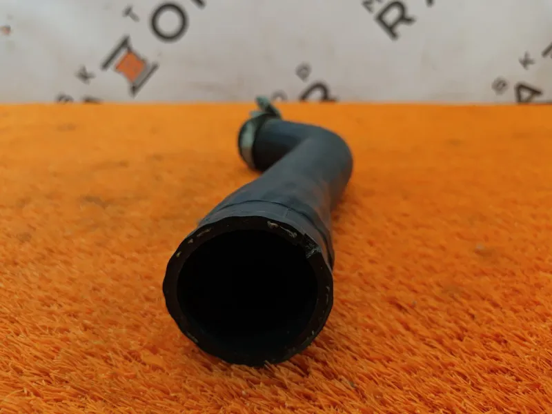 Патрубок интеркулера