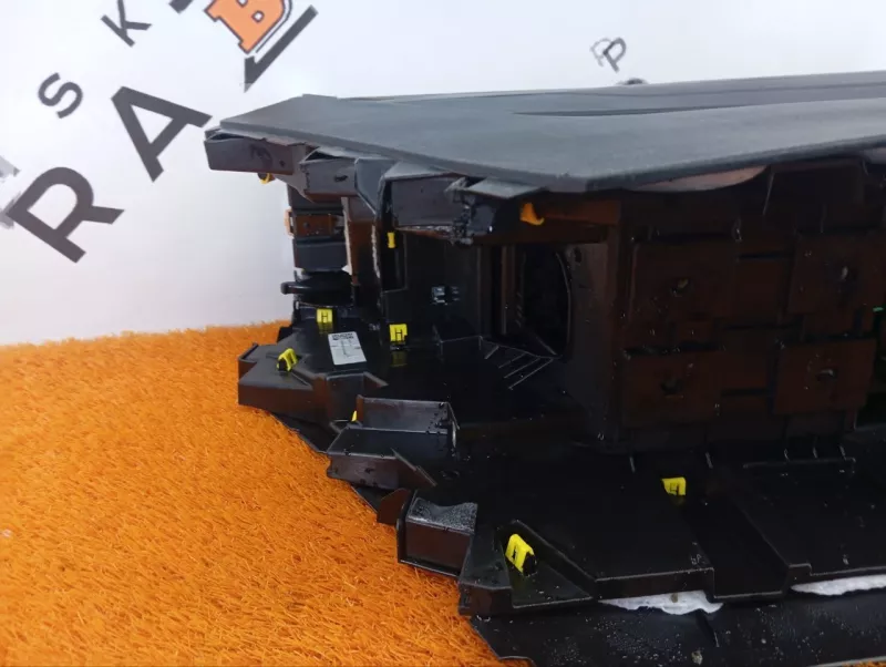 Консоль центральная