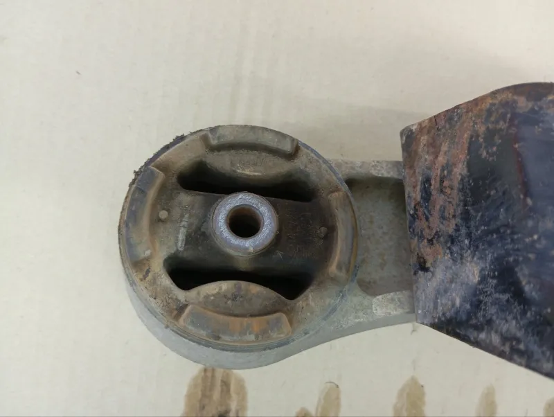 Кронштейн редуктора