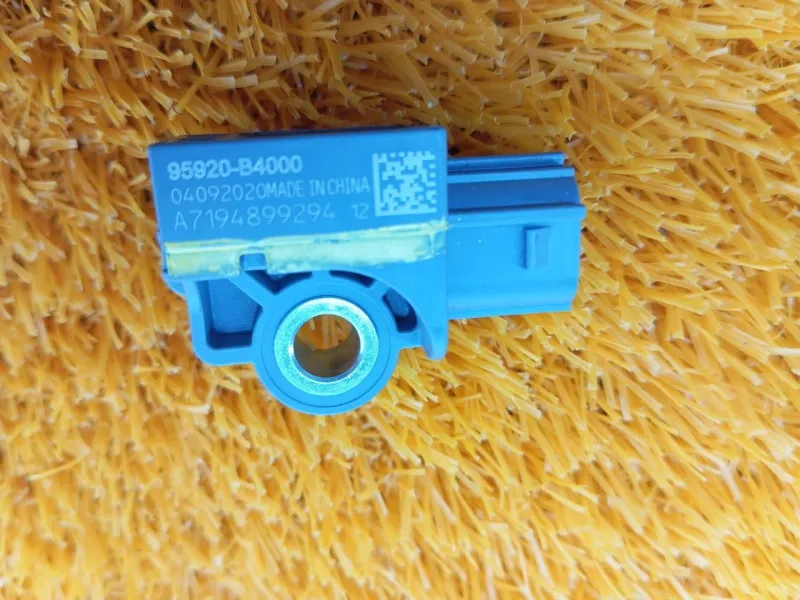 Датчик подушки безопасности