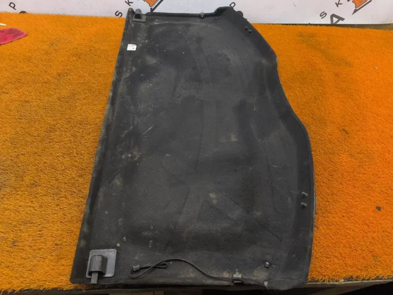 Полка багажника