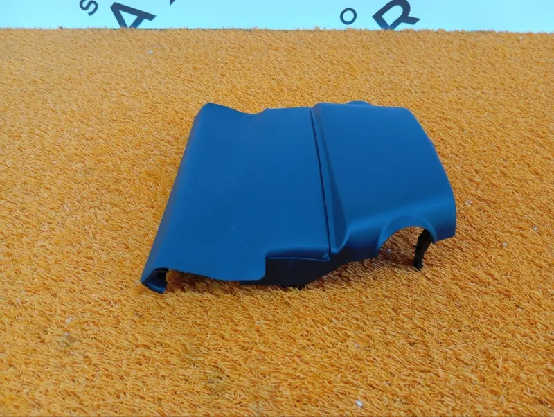 Кожух рулевой колонки