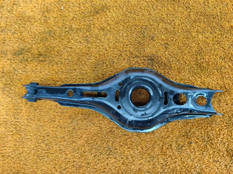 Рычаг подвески