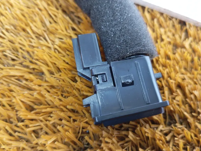 Датчик температуры воздуха в салоне