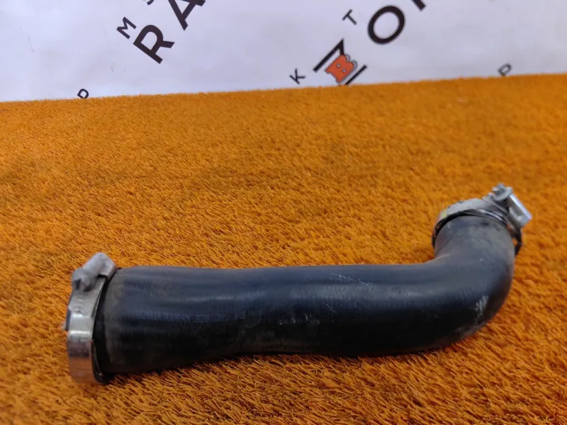 Патрубок интеркулера