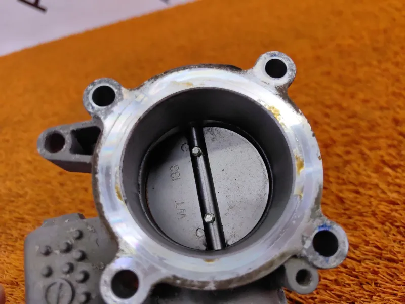 Дроссельная заслонка