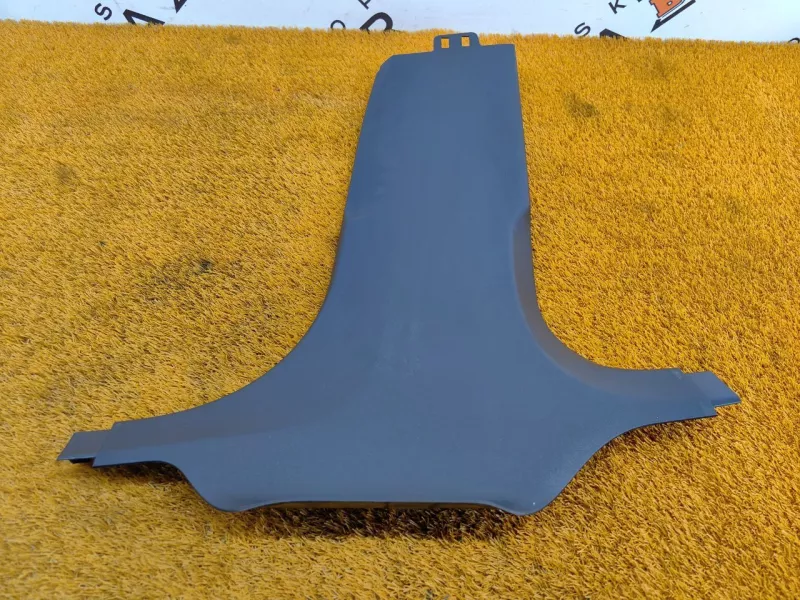 Накладка на стойку кузова