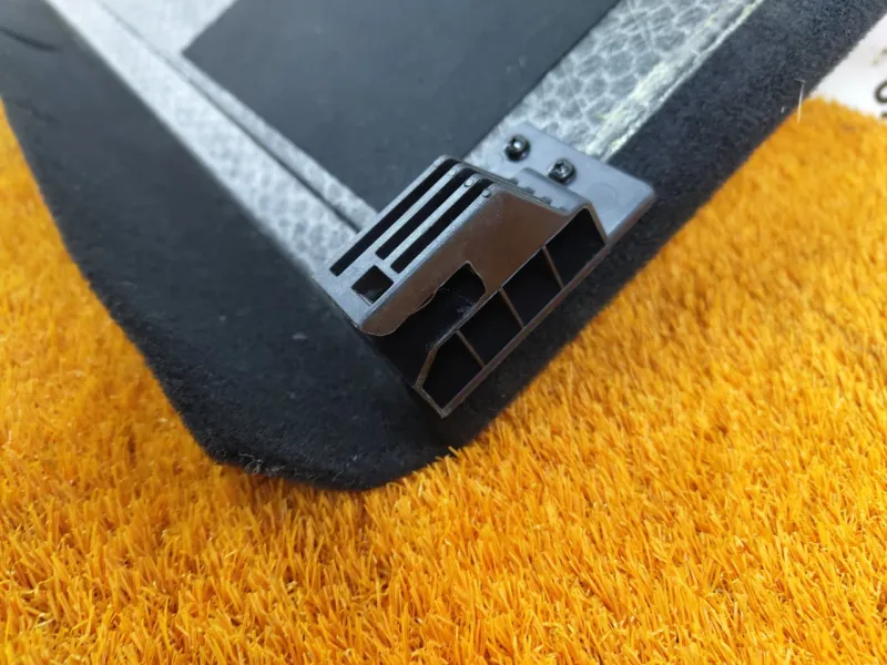 Пол багажника