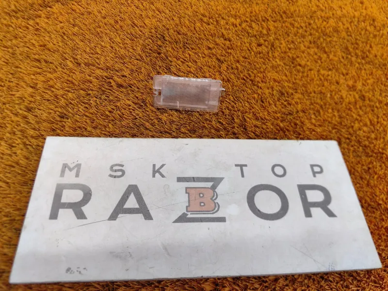 Плафон подсветки багажника