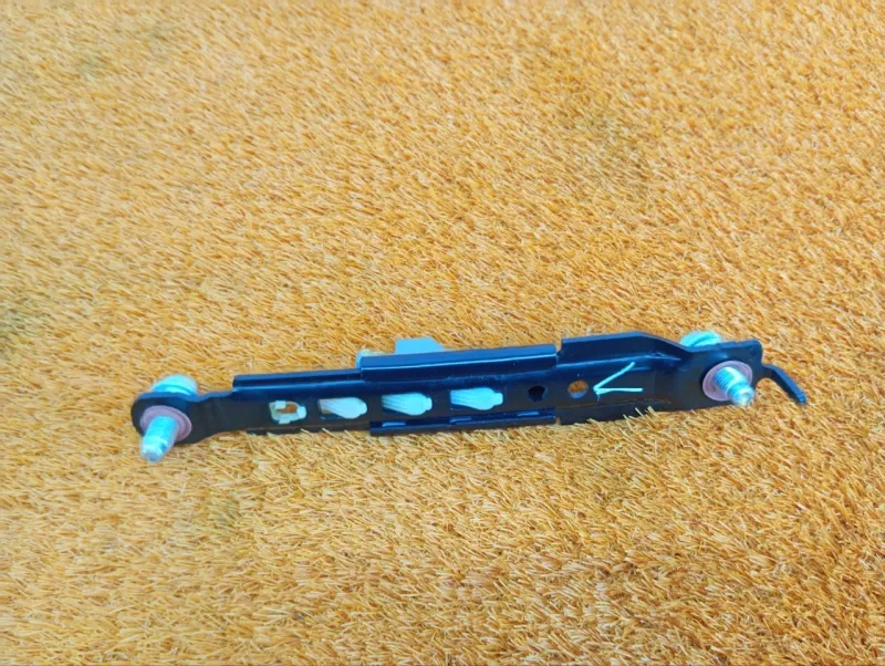 Механизм регулировки ремня безопасности