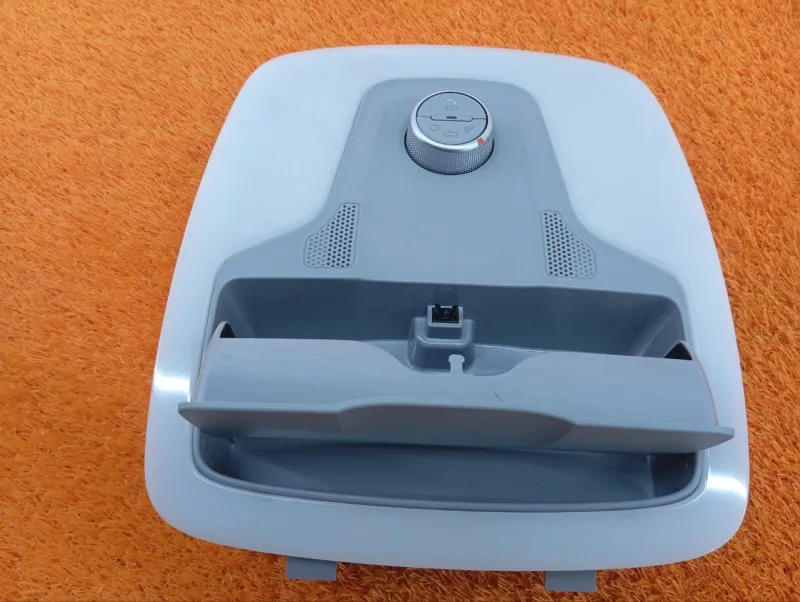 Плафон салона