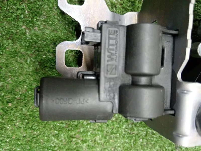 Мотор стеклоочистителя