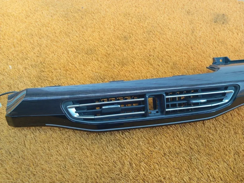 Накладка на торпедо