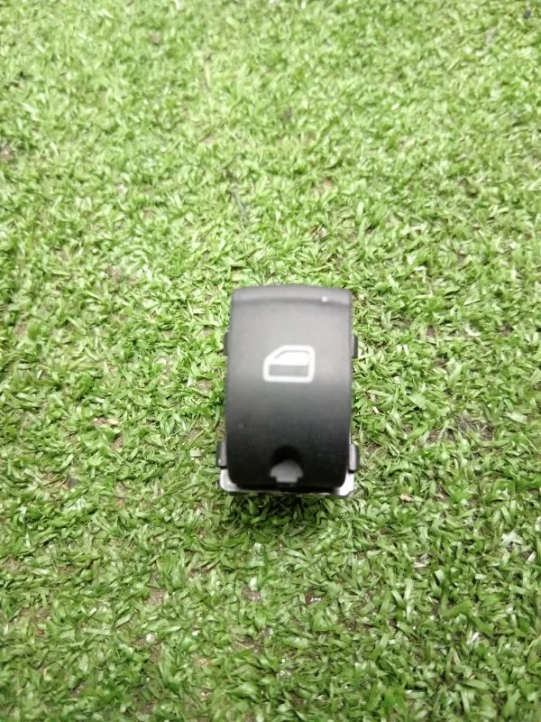 Кнопка стеклоподъемника