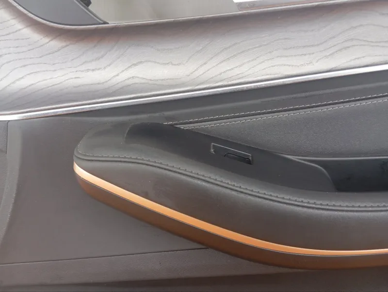 Обшивка двери