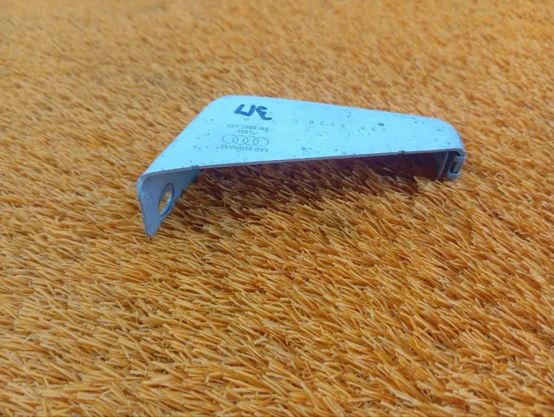 Кронштейн бампера