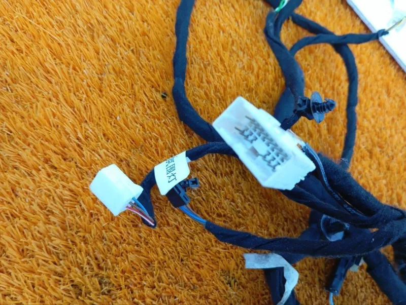 Проводка двери