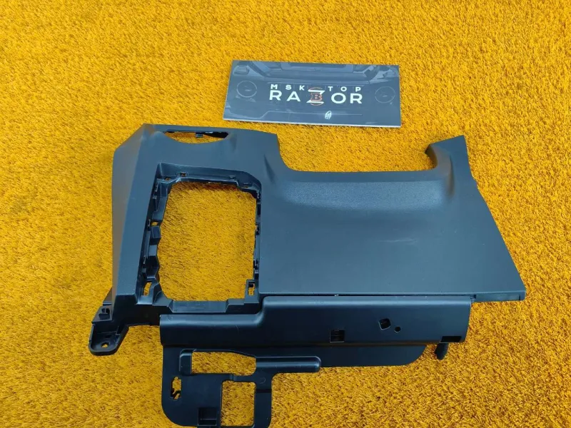 Накладка на торпедо