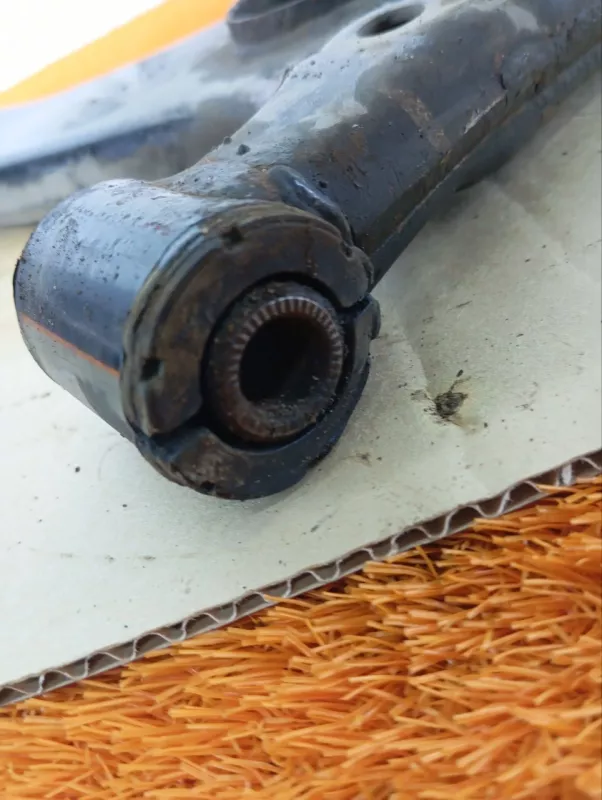 Рычаг подвески