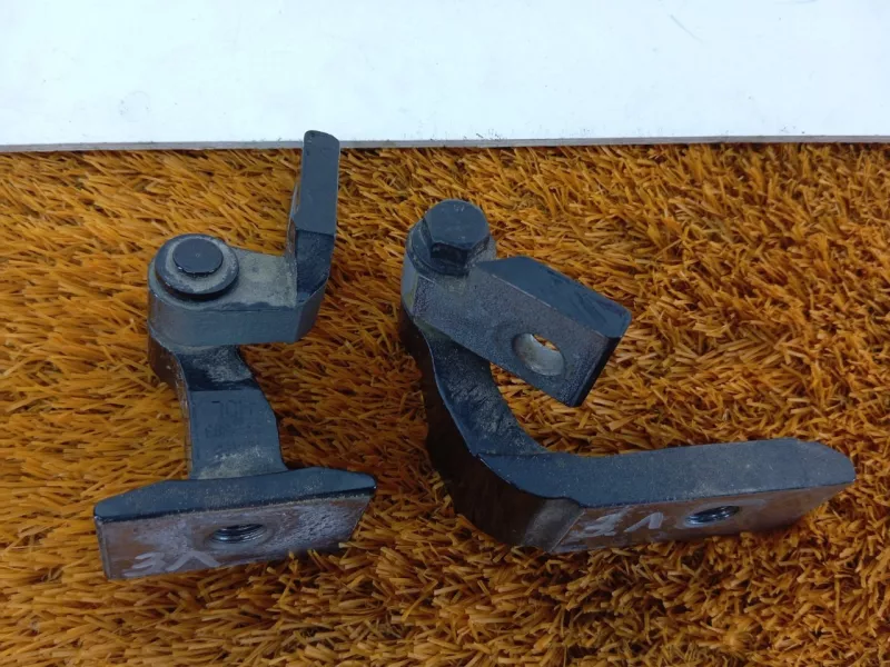 Петля двери BMW X3 2018 41007495991 G01 B47, задняя левая