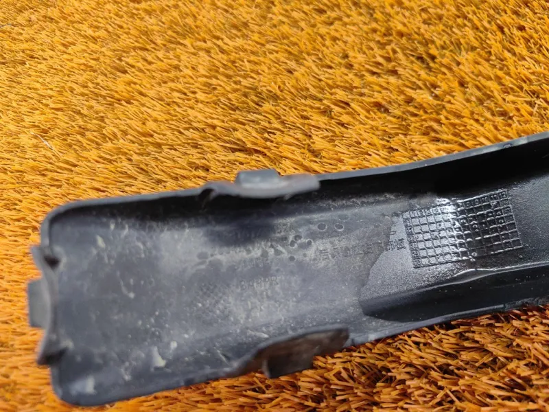 Накладка бампера