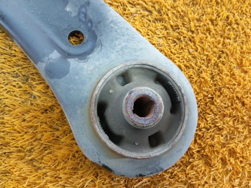 Рычаг подвески