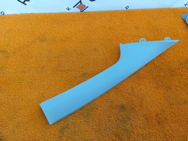 Накладка на стойку кузова