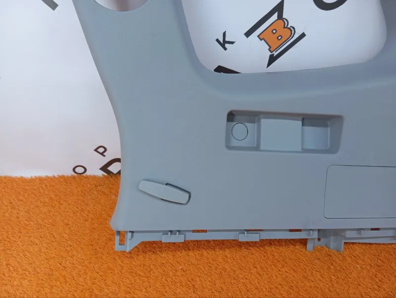 Обшивка багажника