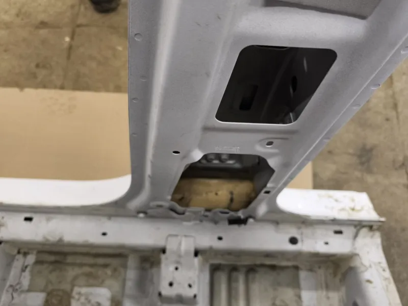 Порог с центральной стойкой