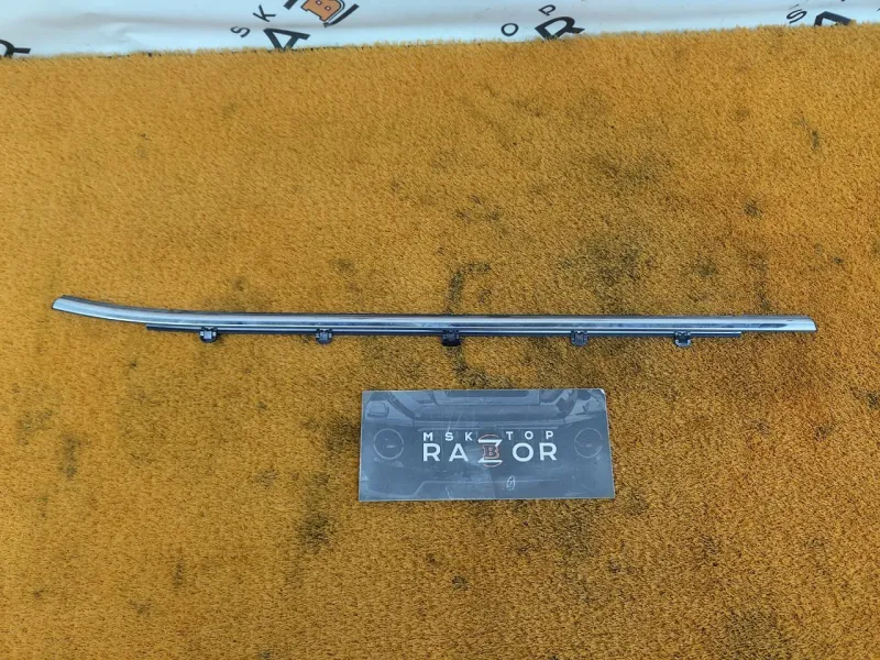 Молдинг стекла