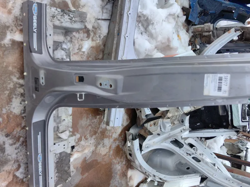 Порог с центральной стойкой