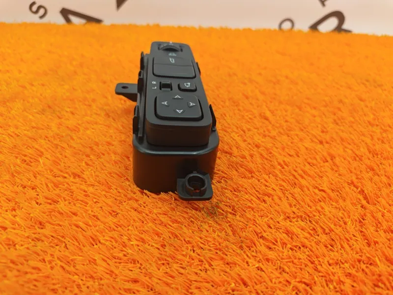 Блок управления зеркалами