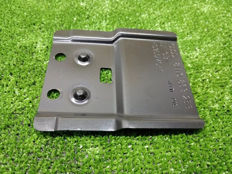 Крючок багажника