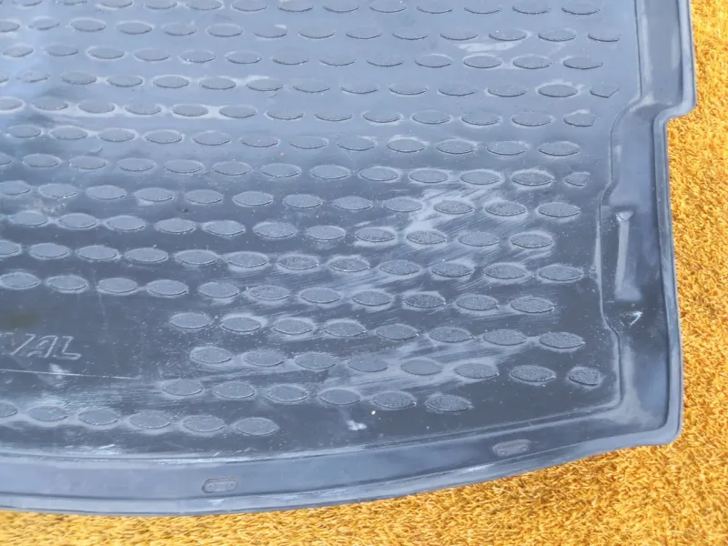 Ковер багажника