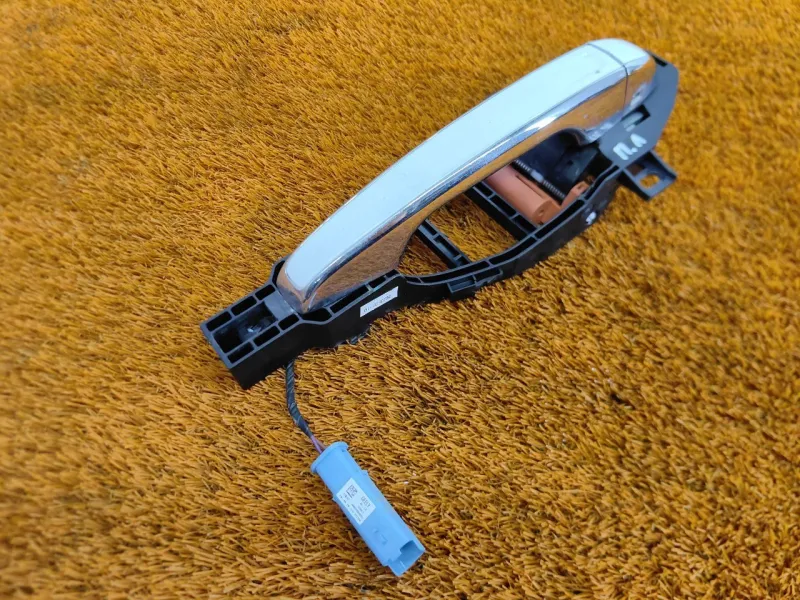 Ручка двери внешняя