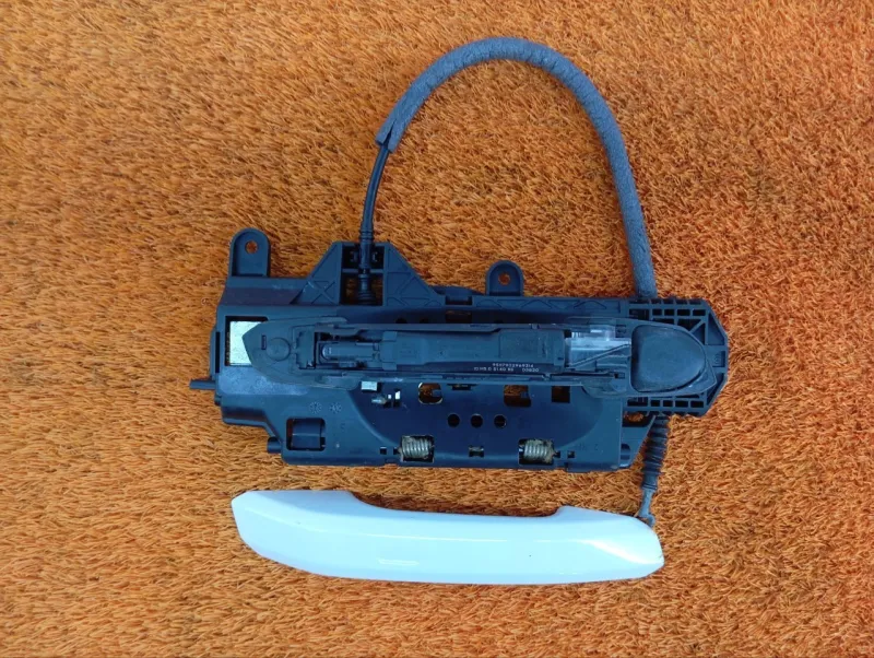 Ручка двери внешняя