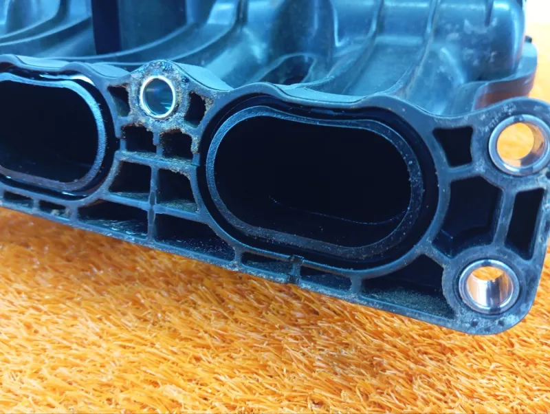 Коллектор впускной