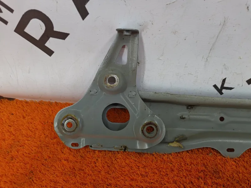 Усилитель бампера