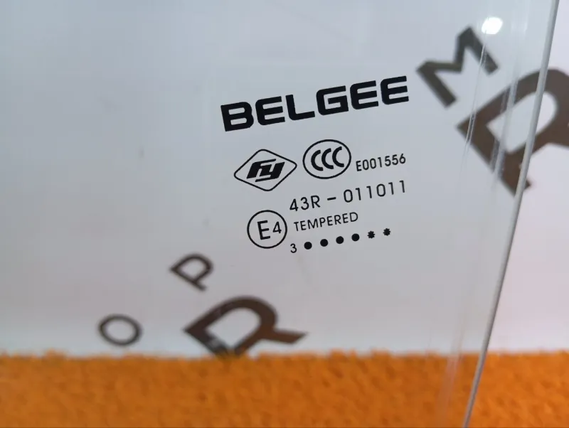 Стекло двери