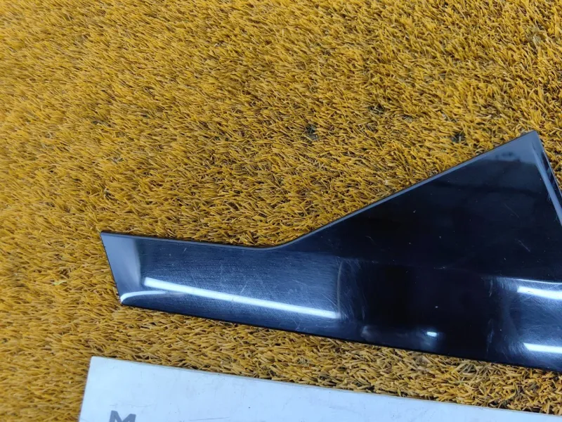 Молдинг двери