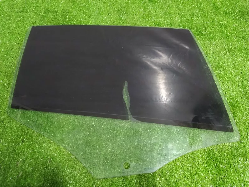 Стекло двери BMW 1-Series 2005 51377194192 E87, заднее правое