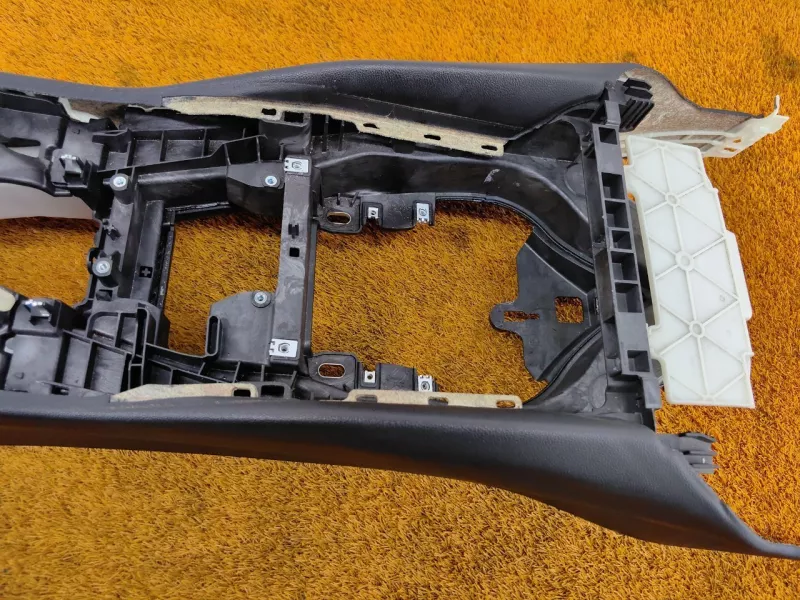 Консоль центральная