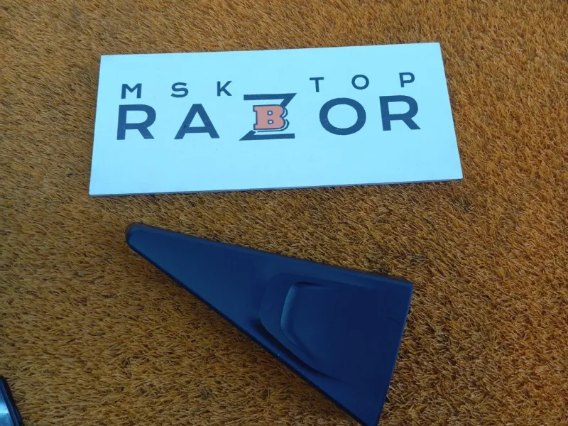 Молдинг двери