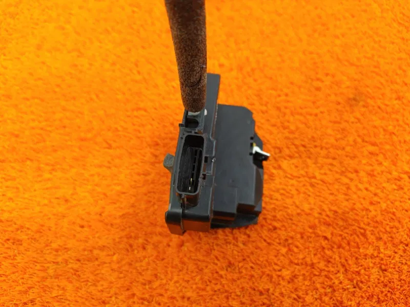 Замок двери